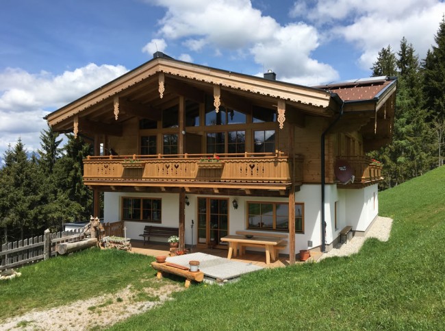 Klassischer Holzbau mit Holzbau Huber GmbH in Flachau